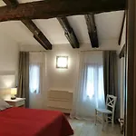 Palazzetto Canossa